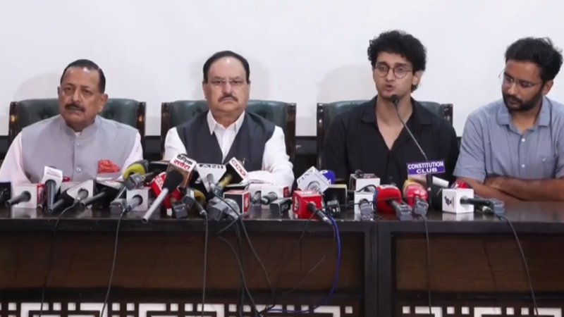 যেসব দাবি মেনে নিলো মোদি সরকার আন্দোলন প্রত্যাহারের ঘোষণা ককরোচ জনতা পার্টির