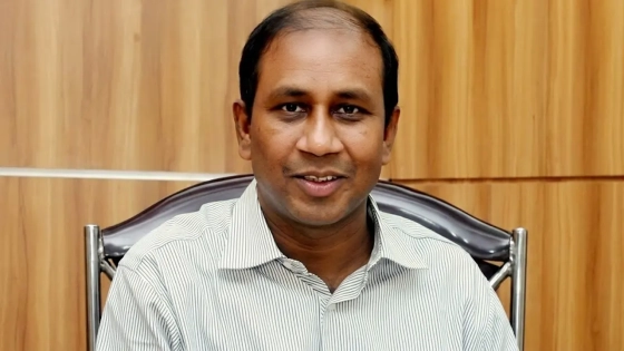 ফেসবুকে আওয়ামী লীগের সময়ের এসবি প্রধান মনিরুলের রহস্যময় পোস্ট