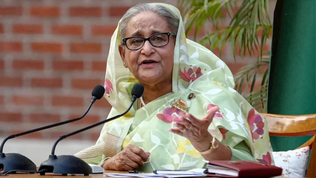 ক্ষমতাচ্যুতির দুই বছর পর প্রথমবার প্রকাশ্যে আসছেন শেখ হাসিনা